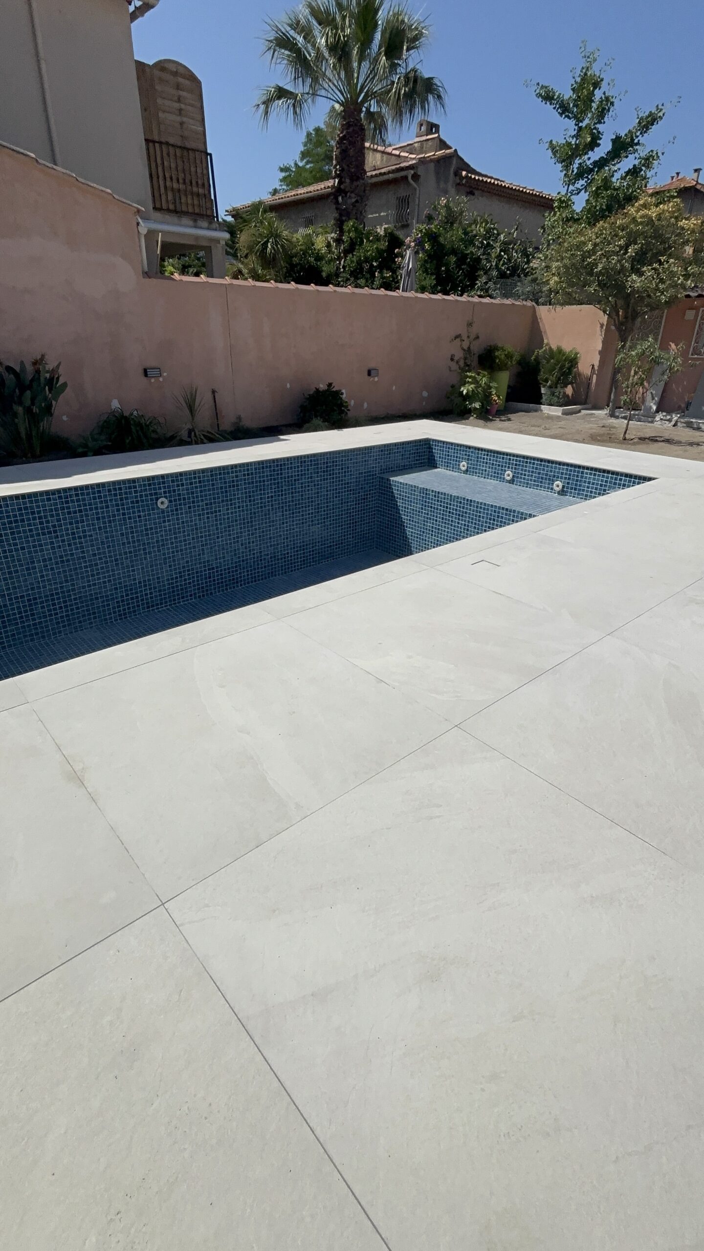 piscine carre travaux